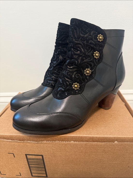 L'artiste Shoes - L'Artiste by Spring Belgard Black Leather Women's Ankle Boots